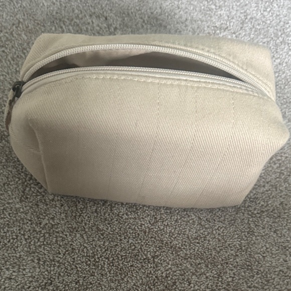 Tan Canvas Pouch - Picture 3 of 3